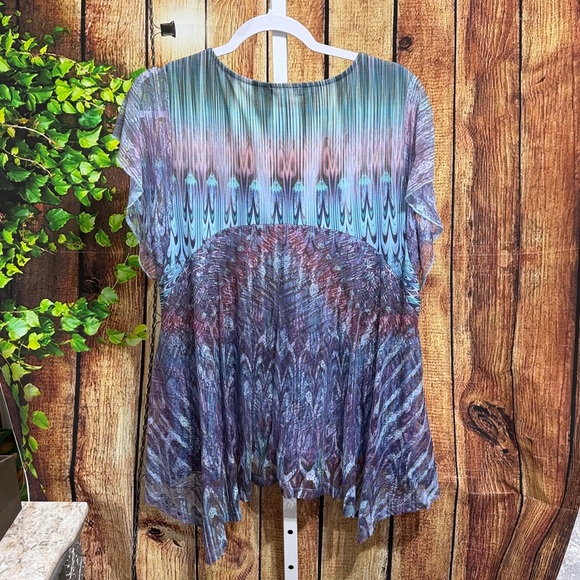 🚨(Must Bundle 3) Energe World Wear Lace Asym Blouse Size L - Picture 4 of 4